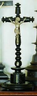 METAL AND EBONIZED WOOD CRUCIFIX