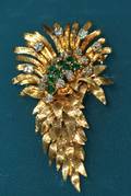 64 18 KARAT YG DIAMOND  EMERALD FLOWER BROOCH