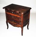 113 PROVINCIAL STYLE OAK COMMODE