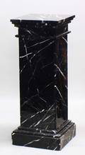 137 MODERN MARBLE PEDESTAL