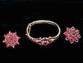 101 SUITE OF GARNET JEWELRY