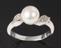 GRETA GARBO PEARL AND DIAMOND RING