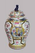 475 MASSIVE FAMILLE ROSE PORCELAIN VASE AND COVER