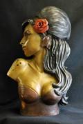 AMY WINEHOUSE LINDA JOYCE SCULPTURE 