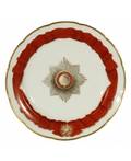 A PORCELAIN DINNER PLATE FROM THE SERVICE FOR THE IMPERIAL ORDER OF SAINT ALEXANDER NEVSKY IMPERIAL PORCELAIN FACTORY PERIOD OF ALEXANDER II 18551881