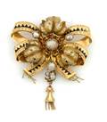 A Ladys Victorian Yellow Gold Pearl and Black Enamel Brooch