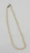 A Ladys Single Strand Cultured Pearl Necklace