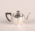 A George V Silver Teapot Makers Mark J  T Sheffield