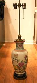 A Chinese Famille Rose Porcelain Vase