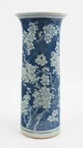 A Chinese Blue and White Hawthorne Pattern Porcelain Cylinder Vase