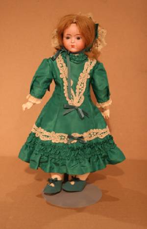 A H Handwerck German Doll