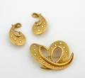 An 18 Karat Yellow Gold and Diamond Brooch and Earring Set