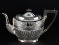 281 VICTORIAN STERLING SILVER TEA POT