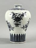 A Chinese Blue and White Porcelain Meiping Vase