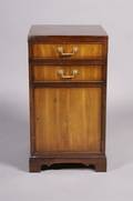 An American Mahogany Pedestal Cabinet Knob Creek