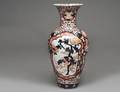 IMARI PORCELAIN FLOOR VASE