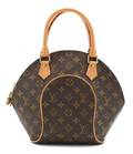 A Louis Vuitton Monogram Canvas Ellipse Bag