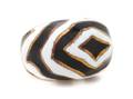 An 18 Karat Yellow Gold Enameled Ring