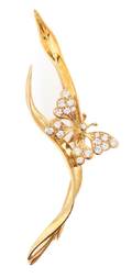 An 18 Karat Yellow Gold and Diamond Butterfly Brooch