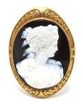A Victorian 18 Karat Yellow Gold and Hardstone Cameo BroochPendant