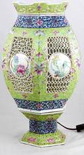 344 Rose Medallion Retic Porcelain Lantern