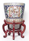 A Chinese Polychrome Enamel Ceramic Jardiniere
