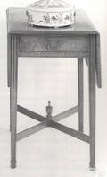 Pennsylvania Federal walnut pembroke table ca 1790