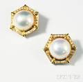 Pair of 18kt Gold Diamond and Pearl Earclips