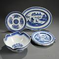 Four Pieces of Chinese Export Porcelain Tableware