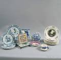 Twentynine Wedgwood Transferdecorated Items