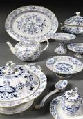 Extensive Meissen Blue Onion Pattern Porcelain Dinner Service