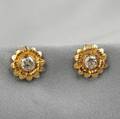18kt Gold and Diamond Earstuds