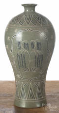 Korean meiping vase
