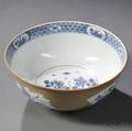 Cafeaulait Decorated Chinese Export Porcelain Bowl