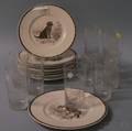 Set of Twelve Wedgwood American Sporting Dog Plates and Nine Richard Bishop Game Etched Glasses