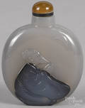 Chinese carved agate snuff bottle