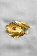 22kt and 18kt Gold Gemset Brooch Janiye
