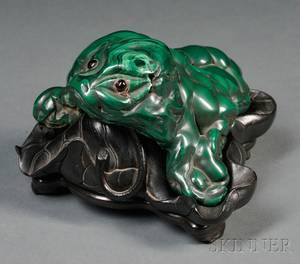 Malachite Frog and Lotus Leaf Stand