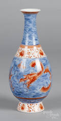 Export porcelain dragon vase
