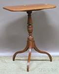 Classical Mahogany Tilttop Candlestand