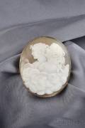 14kt Goldframed Shellcarved Cameo PendantBrooch