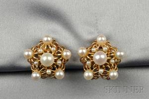 14kt Gold and Cultured Pearl Earclips