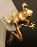 14k Gold Frog Brooch