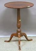 Chippendale Mahogany Dishtop Candlestand