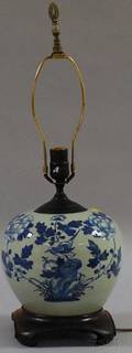 Chinese Export Porcelain Blue Floral and Bird Decorated Table Lamp with Hardwood Base