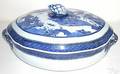 Chinese export blue and white covered vegetable dish