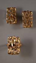 Contemporary 18kt Gold Ring and Earrings