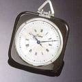 Montre de poche carre monobloc