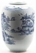 A Chinese Porcelain Blue and White Vase