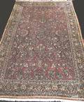 Large Sarouk oriental rug ca 1950